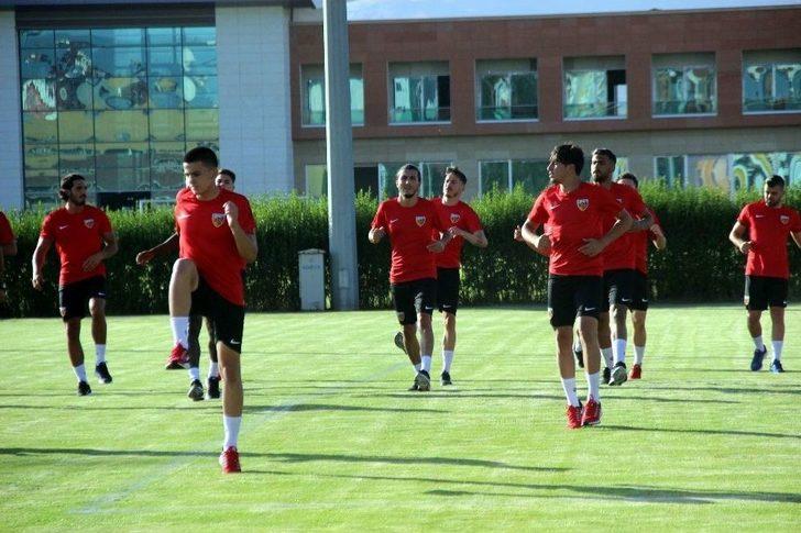 Kayserispor Yeni Sezon Öncesi Top Başı Yaptı G5