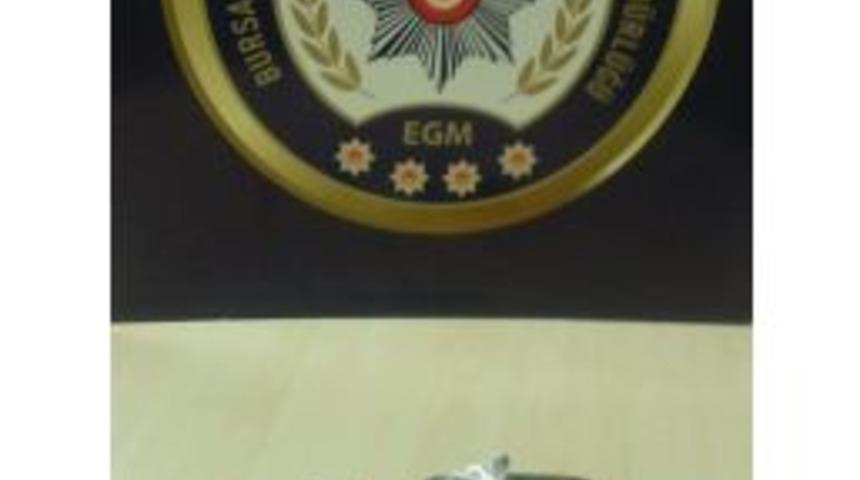 Bursa&rsquo;da Uyuşturucu Operasyonu: 3 G&ouml;zaltı