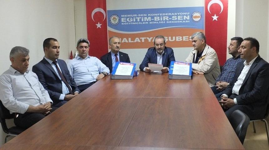 Eğitimciler Şiddete Karşı Yasal D&uuml;zenleme İstiyor