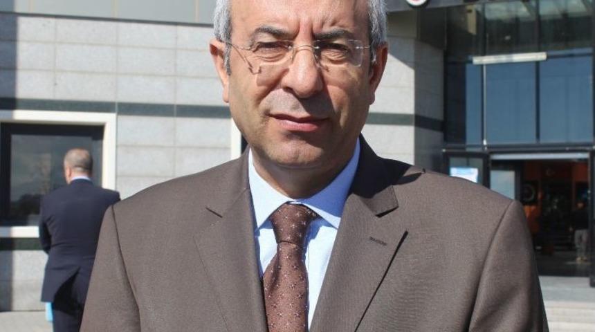 Rekt&ouml;r Battal&rsquo;dan İki Nakil Ve T&uuml;p Bebek Merkezi M&uuml;jdesi