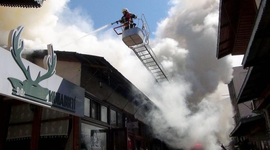 Tarihi Binadaki Yangında Sabotaj İddiası