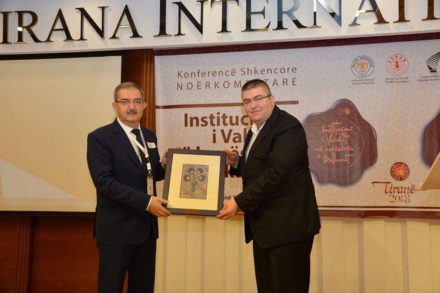 Rektör Şahin, Balkan Konferansı’nda