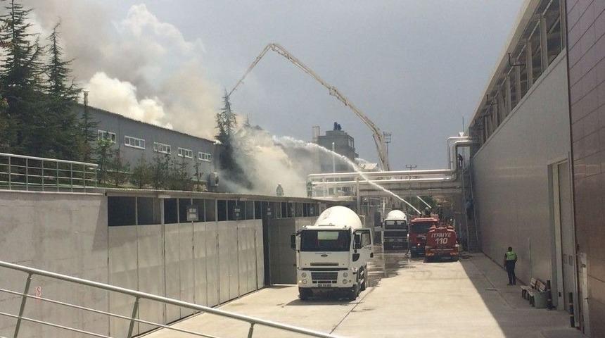 Eskişehir&rsquo;deki Yangına M&uuml;dahale S&uuml;r&uuml;yor