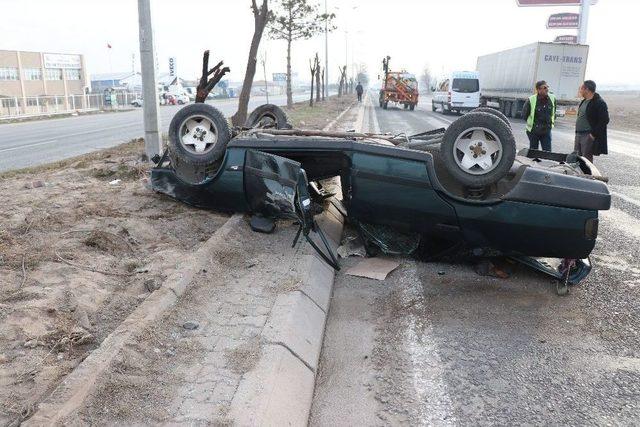 Hurdaya Dönen Otomobilden Yaralı Kurtuldu