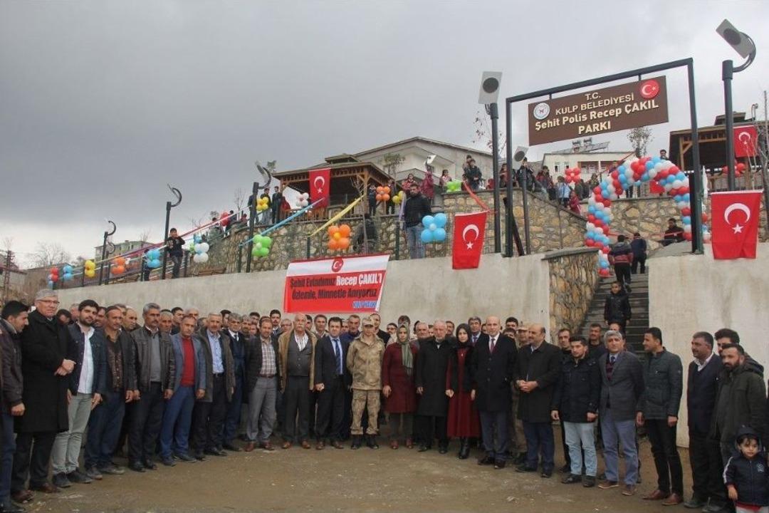 Kulp Halkı Şehit İsminin Verildiği Park A&ccedil;ılışına Yoğun İlgi G&ouml;sterdi