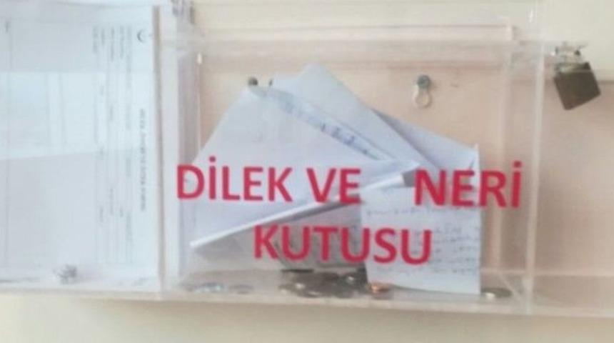 Hastanenin Dilek Ve &Ouml;neri Kutusuna Para Atılması G&uuml;l&uuml;msetti