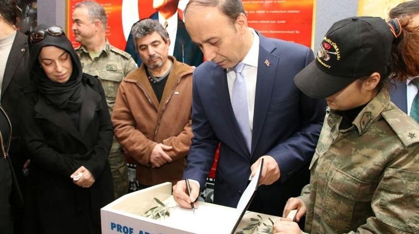 Şehit &Ccedil;ubuk&ccedil;u Adına K&uuml;t&uuml;phane A&ccedil;ıldı