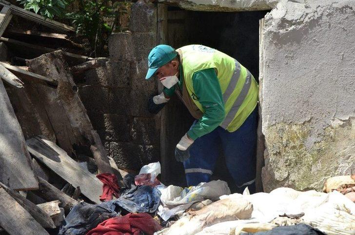 O Ailenin Harabeye Dönen Evi Onarılıyor G4