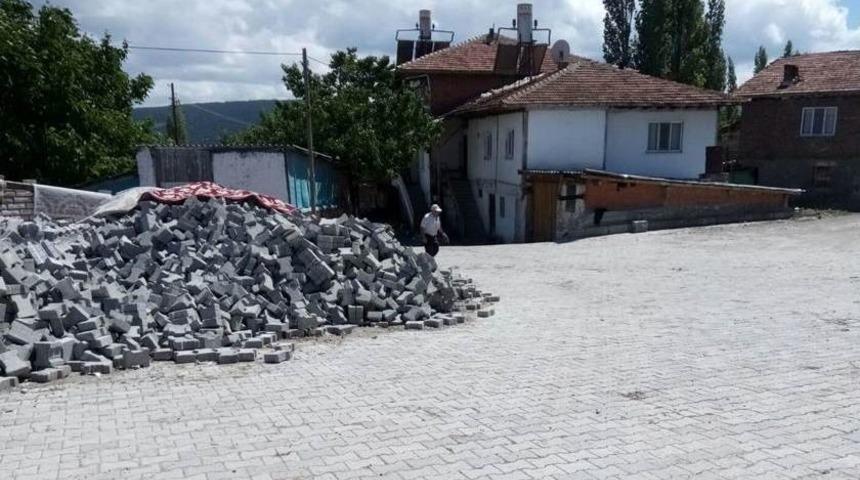 Amasya&rsquo;da K&ouml;y Sokakları Şehirdeki Gibi Oluyor