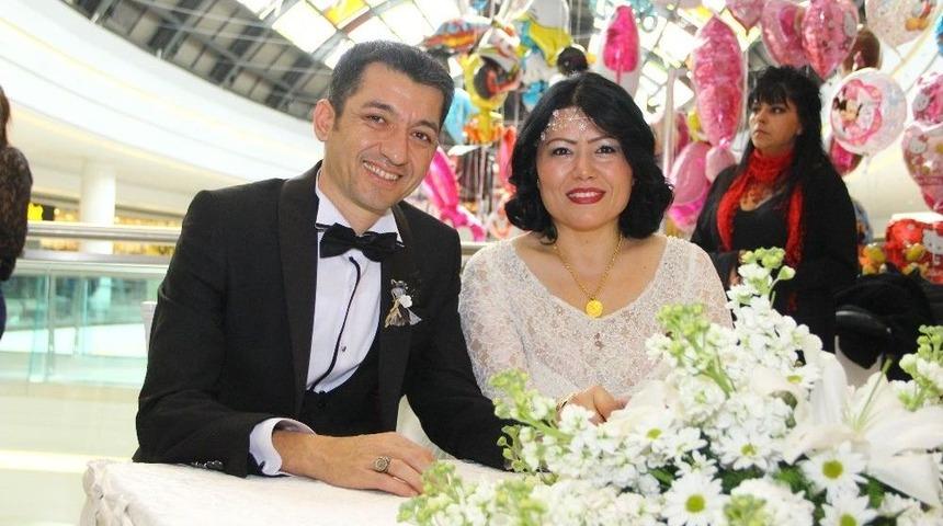 14 Şubat Onlar İ&ccedil;in Daha Anlamlı