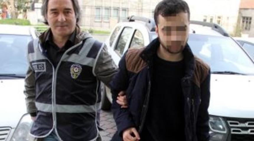 Fet&ouml;&rsquo;den G&ouml;zaltına Alınan Araştırma G&ouml;revlisi Adliyeye Sevk Edildi