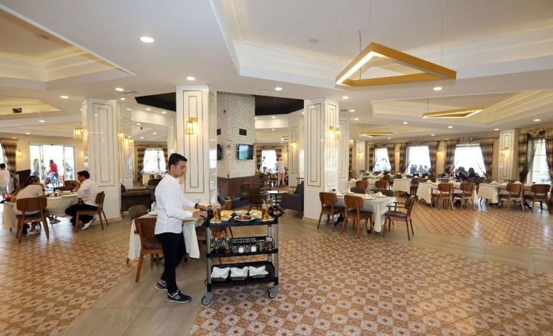 Van B&uuml;y&uuml;kşehir&rsquo;in İlk Sosyal Tesisi A&ccedil;ıldı