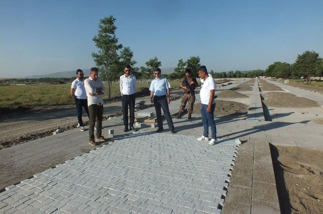 Başkan Vekili Kırlı, İl&ccedil;eye Yapılan Hizmetleri Yerinde İnceledi