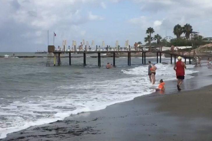 Antalya’da Aynı Anda Oluşan 4 Hortum Korkuttu G2