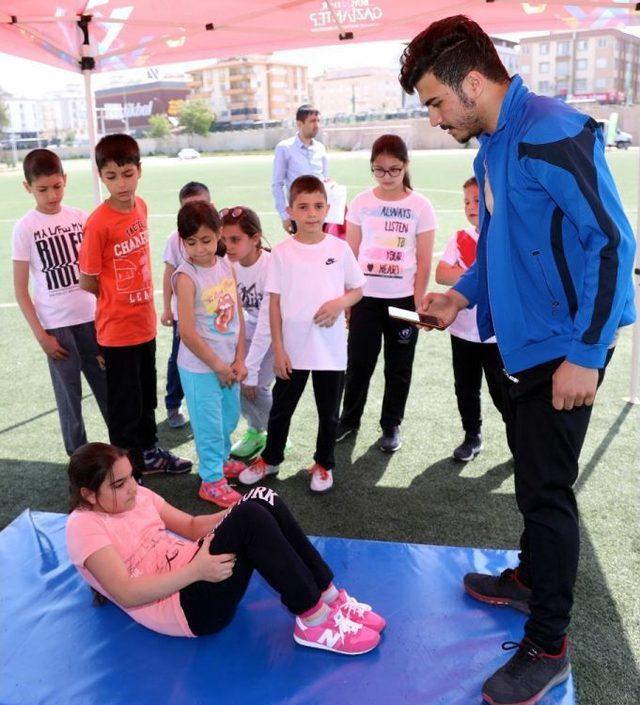 Gaün’den 640 İlkokul Öğrencisine Sportif Eğitim