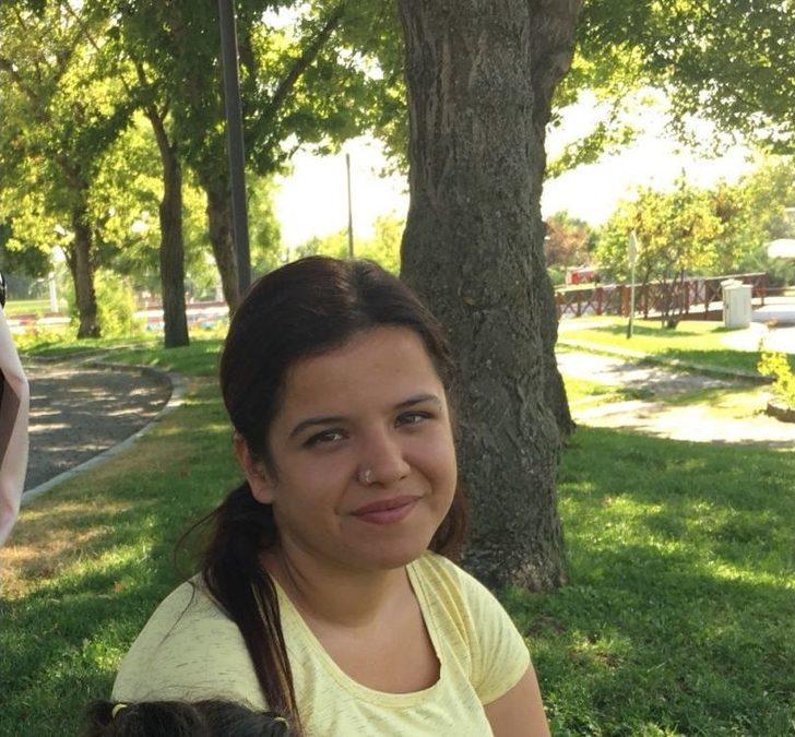 "komşuya Çay İçmeye Gidiyorum" Diye Evden Ayrılan Genç Kız Kayıplara Karıştı G1