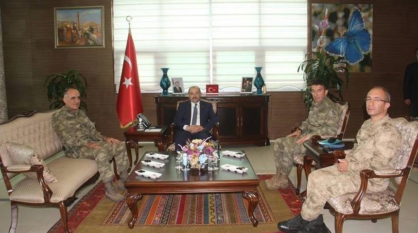 Korgeneral Erbaş, Vali Ustaoğlu&rsquo;nu Ziyaret Etti