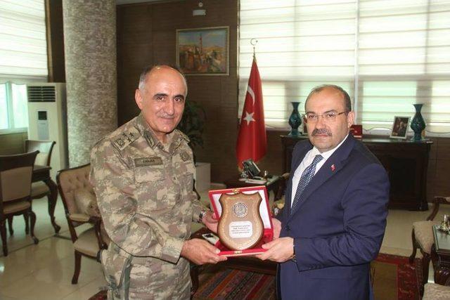 Korgeneral Erbaş, Vali Ustaoğlu’nu Ziyaret Etti