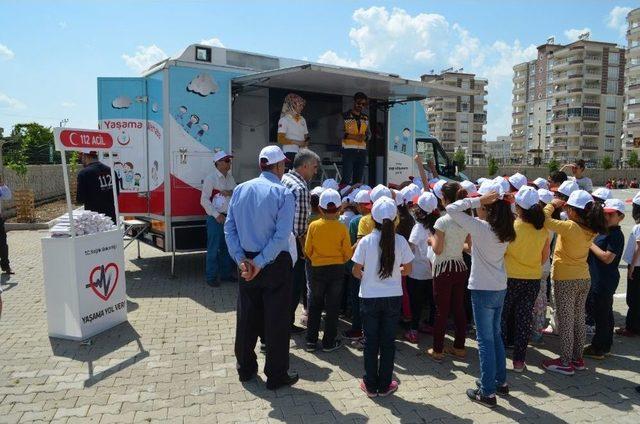 Adıyaman’da ‘yaşama Yol Ver’ Projesi Devam Ediyor