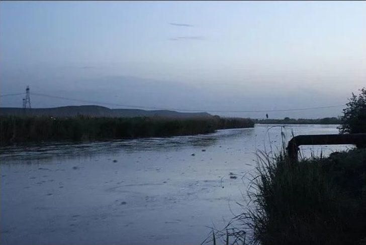 Kızılırmak Nehrin Balık Tutan 2 Kişi Boğularak Can Verdi G3