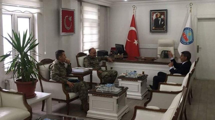 Korgeneral Erbaş&rsquo;tan Kaymakam &Ouml;zkan&rsquo;a Ziyaret