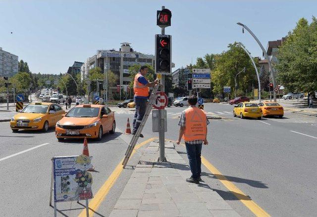 Ankara Büyükşehir Belediyesi Akıllı Ulaşım Sistemlerinden Faydalanıyor