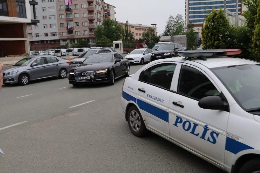 Trabzonspor Y&ouml;netiminden &Ccedil;aykur Rizespor&rsquo;a Ziyaret