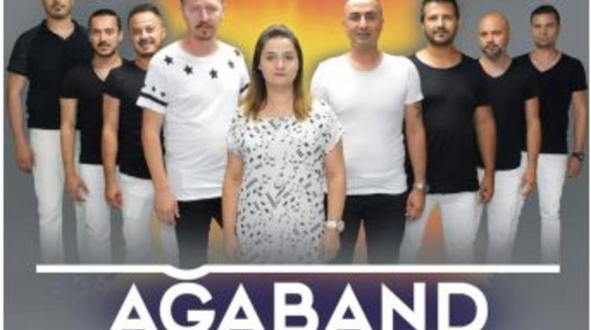 Ağaband Sahne Alıyor