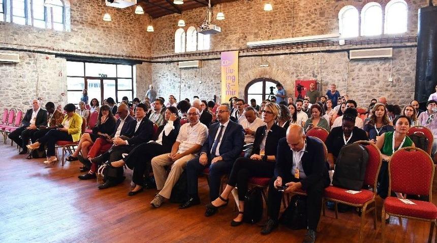 İzmir&rsquo;de &ldquo;tasarım&rdquo; Konuşuldu