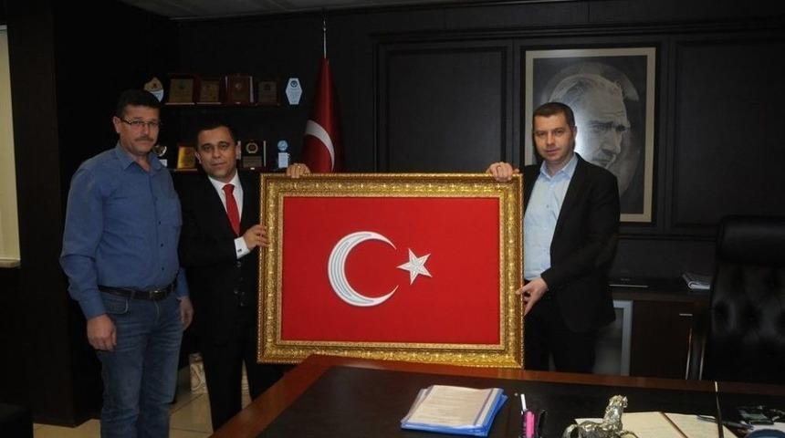 Başkan Kuzu&rsquo;dan Belediye İş&ccedil;ilerine Y&uuml;zde 15 Zam