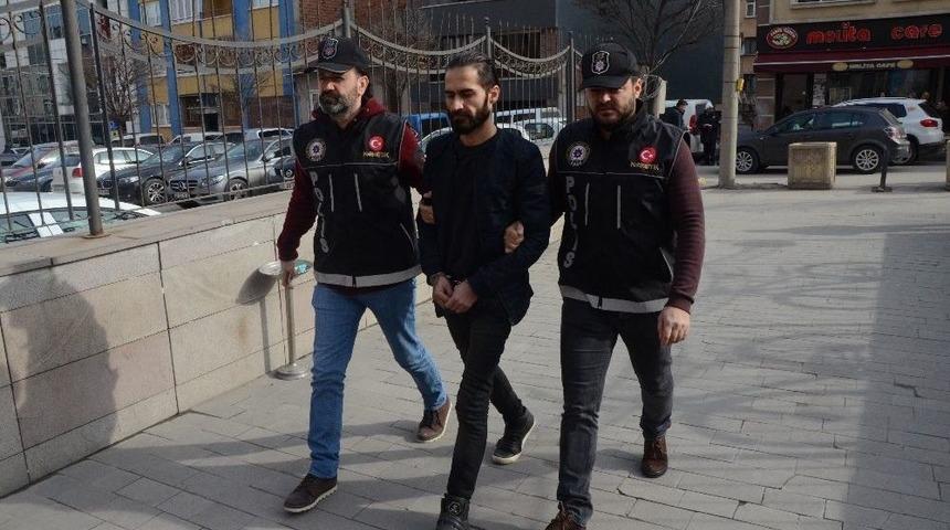 Eskişehir&rsquo;de Uyuşturucu Operasyonu, 7 G&ouml;zaltı