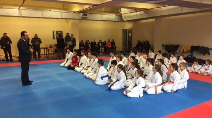 Boz&uuml;y&uuml;kl&uuml; Karateciler İl Se&ccedil;melerine Katıldı