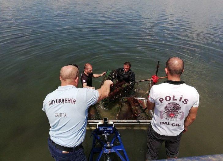 (özel) Midyeciler Denizin Ortasında Kaçtı Ekipler Kovaladı G4