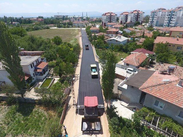 Suluova Belediyesi 4 Yılda 303 Bin Metrekare Yolu Asfaltladı