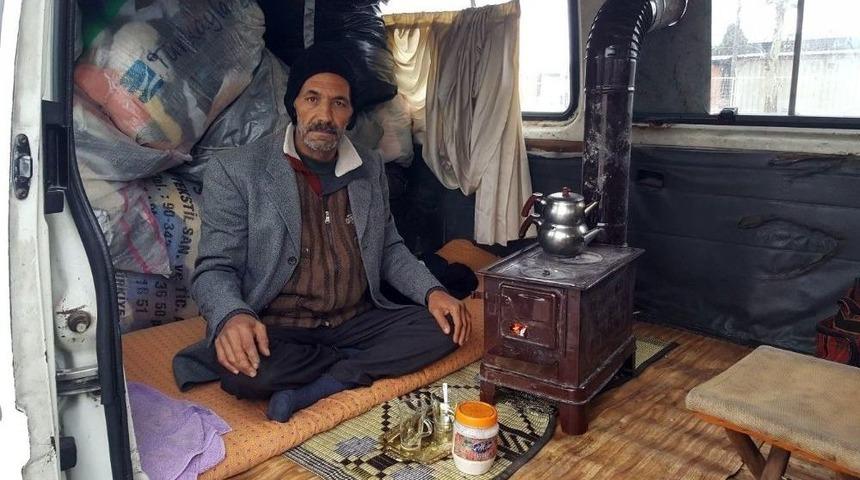 Dört Teker Üstünde Hayatta Kalma Mücadelesi