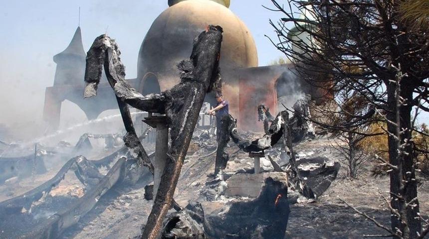 Didim&rsquo;de Su Parkında Korkutan Yangın