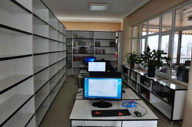 Tunceli Belediyesi Kütüphanesi Yenilendi
