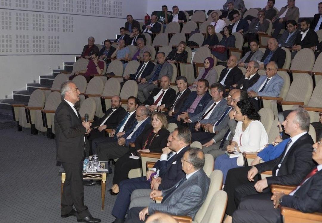 Atat&uuml;rk &Uuml;niversitesi Tasarım Ve D&ouml;n&uuml;ş&uuml;m Projesi Vizyon Sunumu Ger&ccedil;ekleştirildi