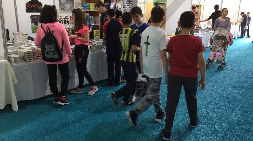Pendik 2&rsquo;nci Geleneksel Kitap Fuarı Başladı