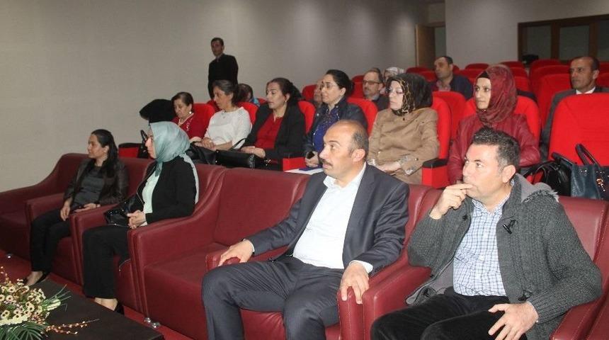 Kadına Y&ouml;nelik Şiddetle M&uuml;cadele Semineri