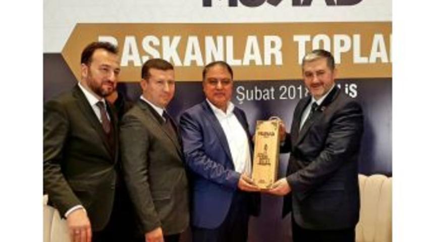 M&uuml;siad İzmir&rsquo;den Kilis&rsquo;e Zeytin Fidanı