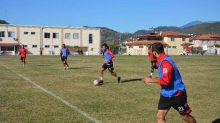 Ortaca, Kale Belediyespor Ma&ccedil;ı Hazırlıklarını S&uuml;rd&uuml;rd&uuml;