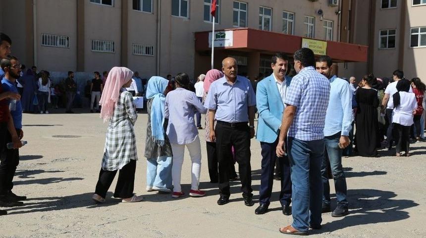 Ekinci Sınava Giren Öğrenci Ve Ailelerini Yalnız Bırakmadı