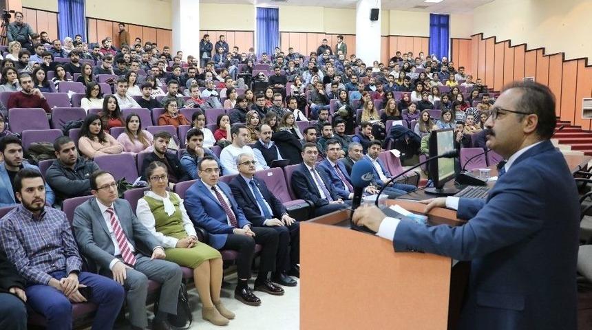 M&uuml;hendis Adaylarına İnt&ouml;rnl&uuml;k Eğitimi