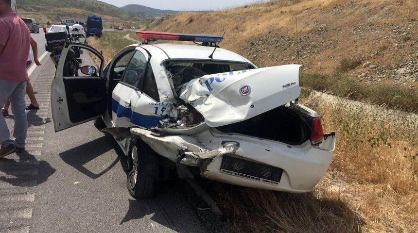 Kazaya Giden Polis Ekipleri Kaza Ge&ccedil;irdi: 2 Yaralı