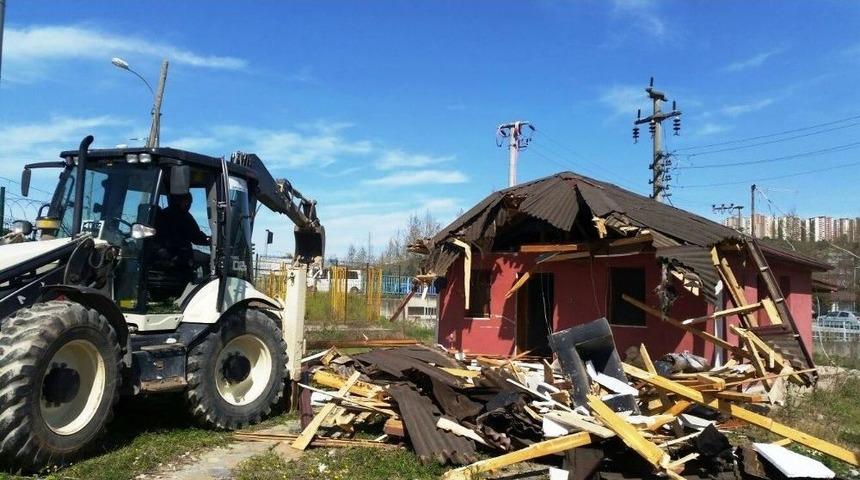 İzmit Belediyesi, 485 Ton Hafriyat Kaldırdı
