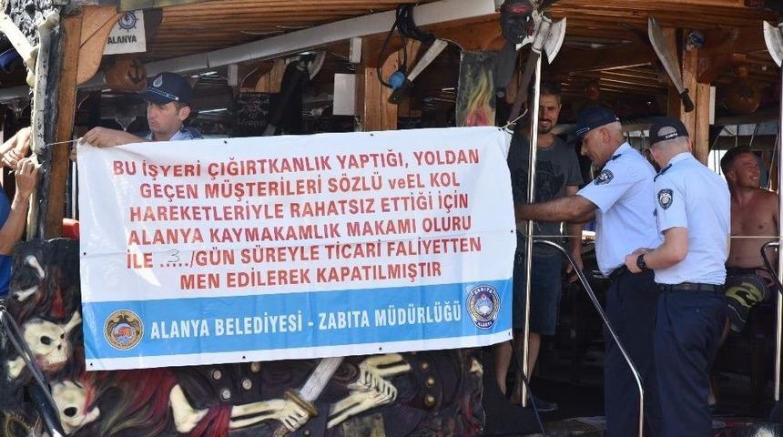 Alanya Belediyesi Hanut&ccedil;uları İngilizce-t&uuml;rk&ccedil;e Afişle İfşa Etti