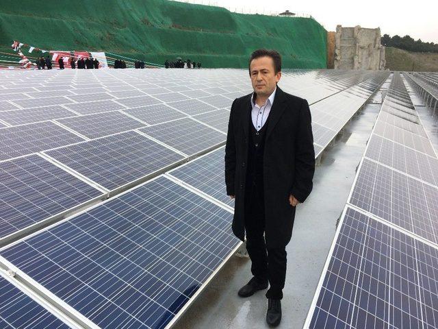 Tuzla’da Kamu Alanında İstanbul’un En Büyük Güneş Enerji Santrali Açıldı