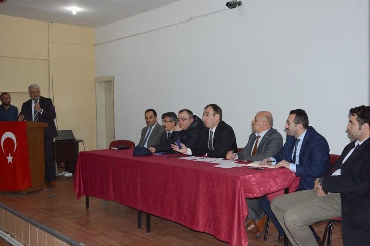 &Ccedil;atak&rsquo;ta &lsquo;okuma Yazma Seferberliği&rsquo; Masaya Yatırıldı