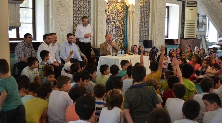 Denizli&rsquo;de Kur&rsquo;an Kursları, &rsquo;camide &Ccedil;ocuk Sesi, Vatanımın Neşesi&rsquo; Sloganıyla A&ccedil;ıldı